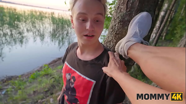 MOMMY4K. Russian Vixen Malusha Found A Dude With Mammoth Dick In The Park And Nailed Him In 5 Minutes