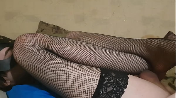 Sasha Earth Have Sex Solo Ass Play On The Bed