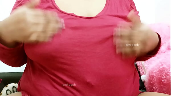 Tempting Girlfriend Showing Tits