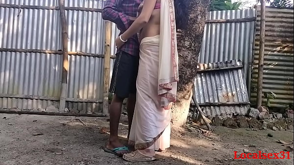 Outdoor Stuff By Local Sonali Bhabi ( Official Video By Localsex31)