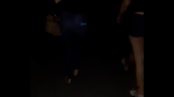 Barely-legal Candid Rump