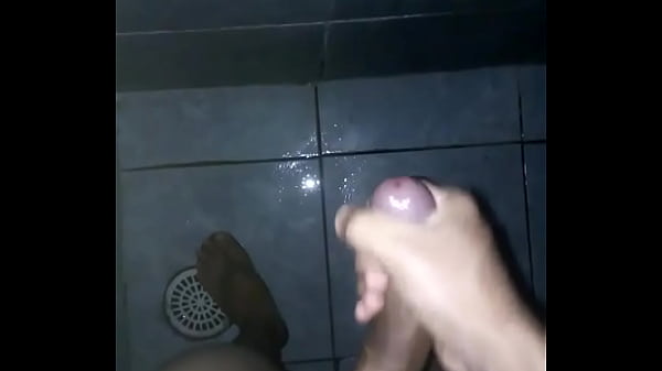 Novinho Gozando