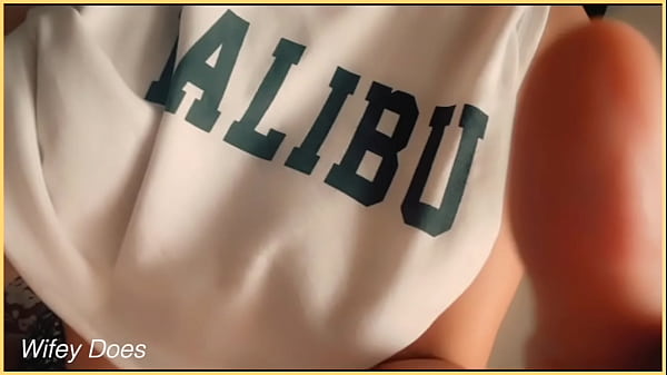 Missus Exposes Her Boobs