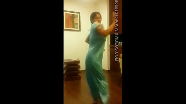 Tamil Missus Sumithra Steamy Dance For Husband