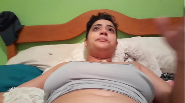 ANALISANDO O BUCETÃO DA DUDA HUGNEN