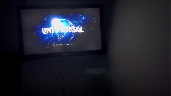 Vaza Vídeo De Novinha Fudendo Enquanto Assisti Filme Na Netflix