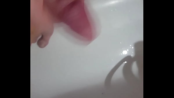 Solo Boy Stroking Off In A Bathtub