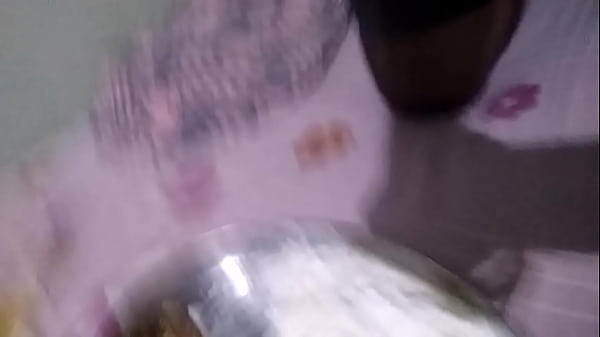 Àn Indian Servant Dog Eating Spunk Rice By Queen