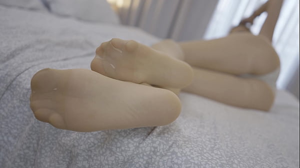 Sole Fixation! Sexy Blonde Shows Her Tootsies In Nylons And Craves Cum On Them!