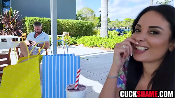 Missus Hook Ups With Newcomer & Screws Him Ifo Cuck Husband | Anissa Kate
