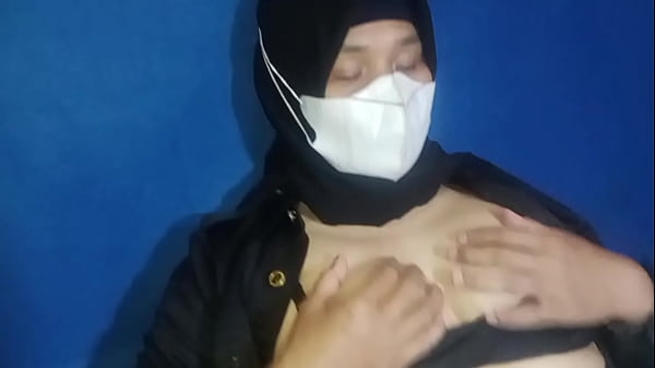 Indonesia Randy Female Security Guard Masturbates Until She SquirtsJago Jilmek - Satpam Wanita Sange Colmek Sampai Muncrat