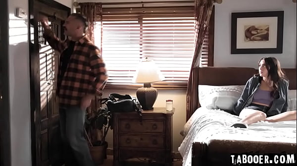 Jane Wilde Gets Herself Busy With Her BFs Stepdad Charles Dera