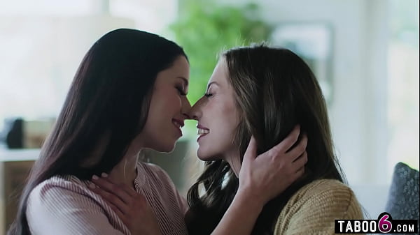 Lesbian Relish Triangle With Alex Coal Her Ex Spencer Bradley And New HONEY Anny Aurora
