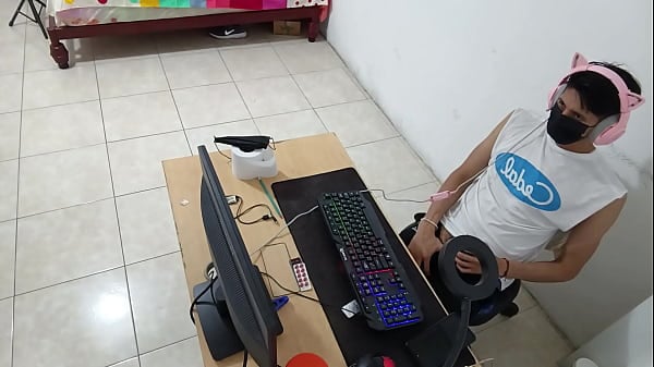 A Peculiar Visit! My Stepmommy Almost Caught Me Red-handed While I Was Masturbating While Watching Porn On XNXX.com.