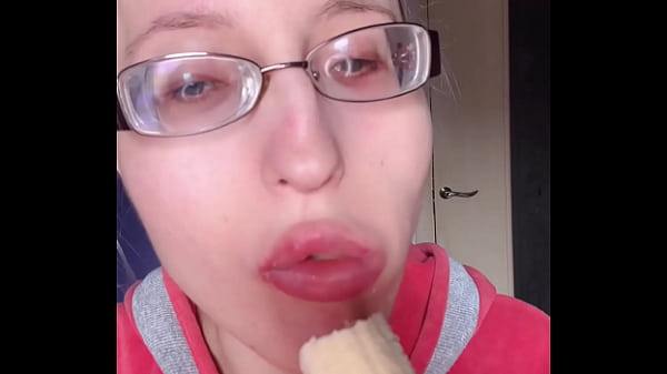 ASMR Eating BANANA PINK LIPSTICK - MOUTH OBSESSION FOOD KINK LIPSTICK EyeGlasses