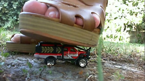 Smashing Fetish A Fantastic Candid Video With My Big Tootsies
