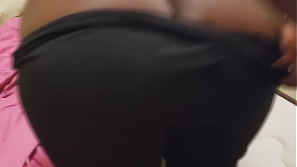 Ella Me Dice Que Su Marido La Dejo Con Ganas