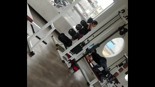 Gostosinha Fazendo Exercício