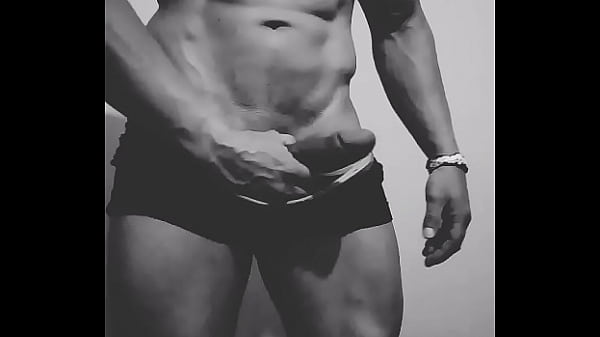 Chama No Bate Papo E Faço Uma Live Pelo Instagram!!