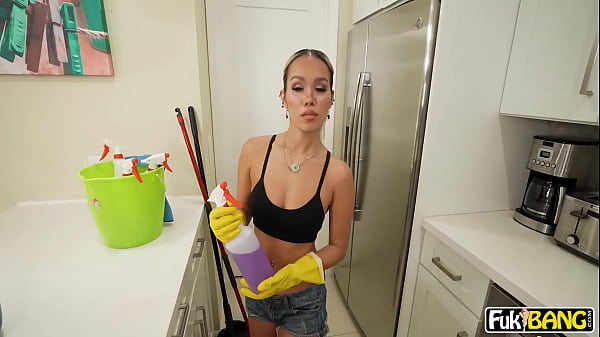 Small Housemaid Luna Luxe Charge Extra For Cleaning