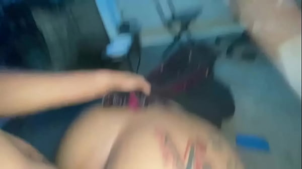 LARGE ASS STRIPPER MADE IT THE DORM
