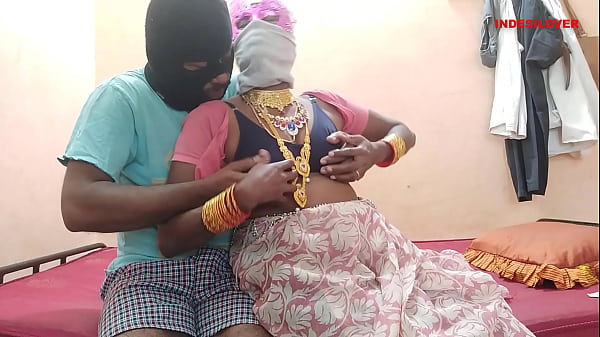 उम्रदराज पति से नाखुश बीवी से दोस्ती और सेक्स