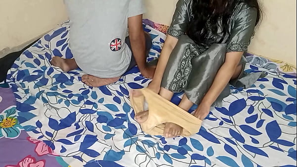 Fucking XXX Stepsibling While Caught Her Changing Clothes! Hindi Audio