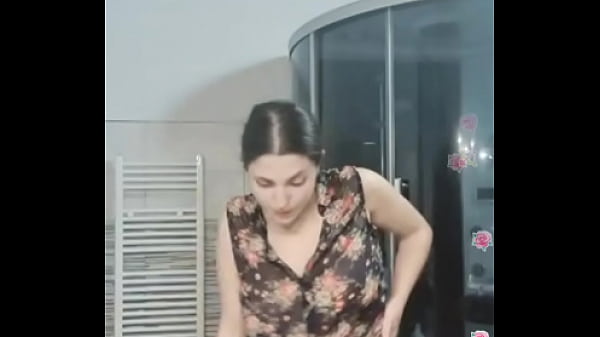 Italian Stepmom Bigo
