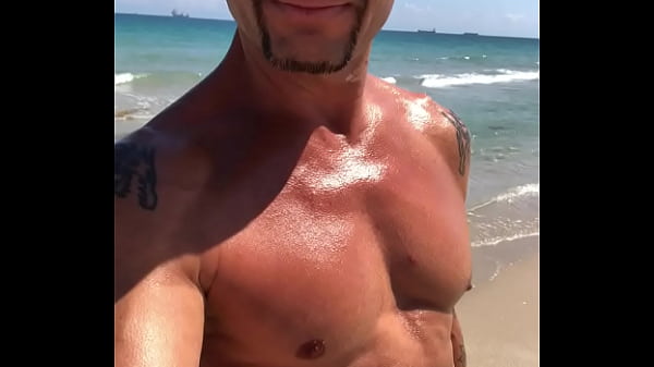 BEACH FRAME
