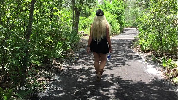 Honeypot Play In Park With Kelley Cabbana