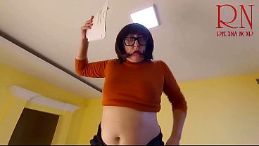 GROW LIKE A TOWER. Huge Assistant In The Office. The Manager Bloke Is Very Astonished By Her Height. FULL VIDEO 267