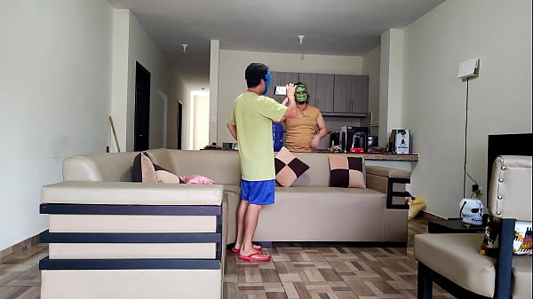 Inicio La Fiesta De Sexo Casero Con Las Invitadas Mas Esperadas!! Vestidas De Brujas Quieren Ser Folladas Por Estos Macho Alfa De Grandes Cuerpos Esbelticos. Porno Actual Casero