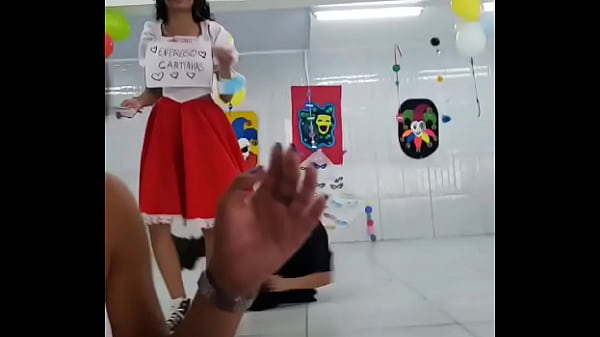 Novinho Botando Pra Foder No Palco Louco,mongo Trans E-girl Gostoso Cueca Branca Janela Frigobar Banana Verde