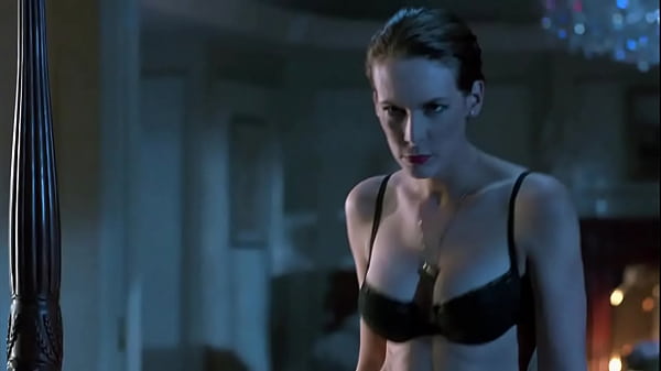Jamie Lee Curtis Striptease In HD