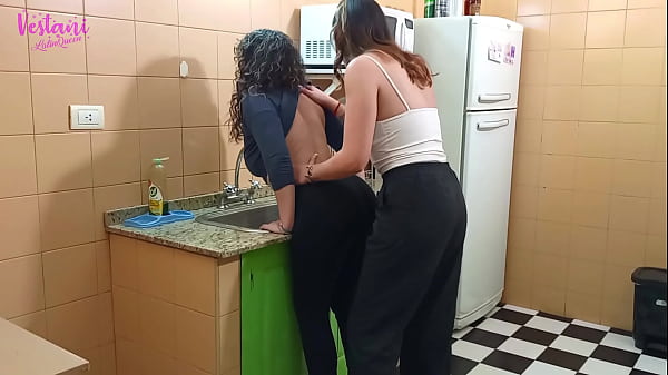 Cada Vez Que Me Visita Mi Vecina Terminamos Así