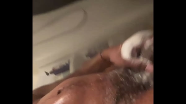 In Da Shower