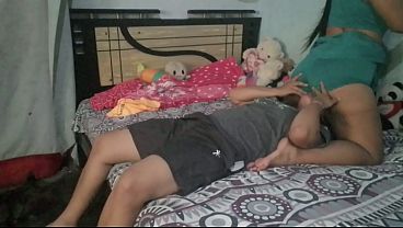 Me Encanta Que Me Pongan En Cuatro, Me Levanten El Culo Y Me Den Una Buena Mamada