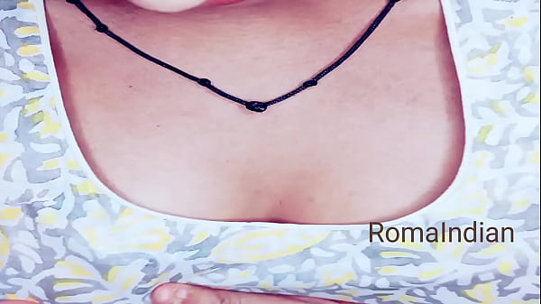 Scorching Desi Display Cleavage To Stepbrothers