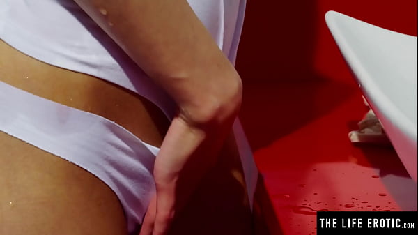 Horny Panty Plugging Stunner Rubs Her Slit To A Frantic Release