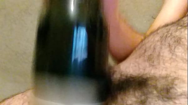 Peludo Na Punheta Gostosa Com Masturbador