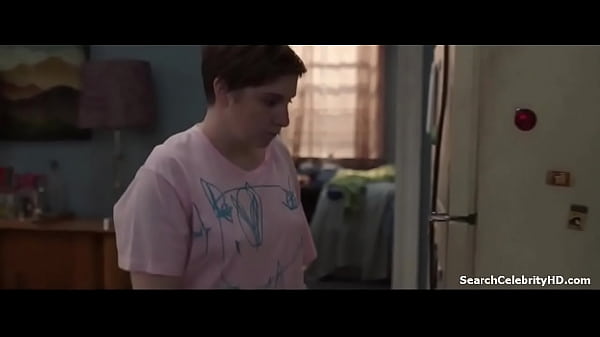 Lena Dunham Bottomless In Honeys