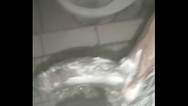 Diktok - BBC Playing In The Shower - Aug 05, 2026