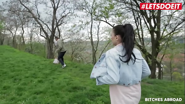 LETSDOEIT - (Kirschley Swoon & Mugur) Alluring Czech Chestnut-haired Straddles Papa On Her Trip Abroad