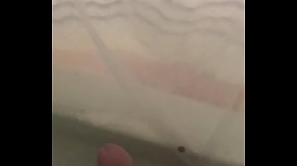 Wanking-in—shower