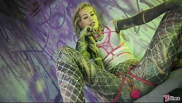 Solo DP With Buttplug And Doxy - Tug Instructions