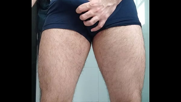 Tirando Meu Pau Pra Fora Da Cueca