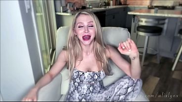 I Caught You Staring! Bad Stepmama Alyx Lynx Turns Our Chat Into An Unkempt JOI!