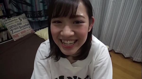ゆうな 20歳 ラーメン屋 仲良しの彼氏とのHが大好き！でもAVは別腹！ラーメン女子が恥ずかしそうに地味イキする姿に胸キュン 応募素人、初AV撮影 74 彼氏に内緒で興味本位でAV撮影に挑んでしまうのです。https://bit.ly/3Ik3p7W