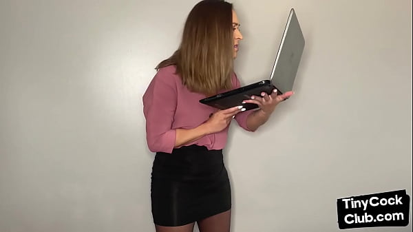 Solo SPH Babe Talking About Compact Shafts Humiliatingly