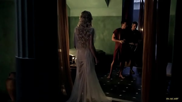 Viva Bianca - Spartacus: Vengeance E03 (2012)